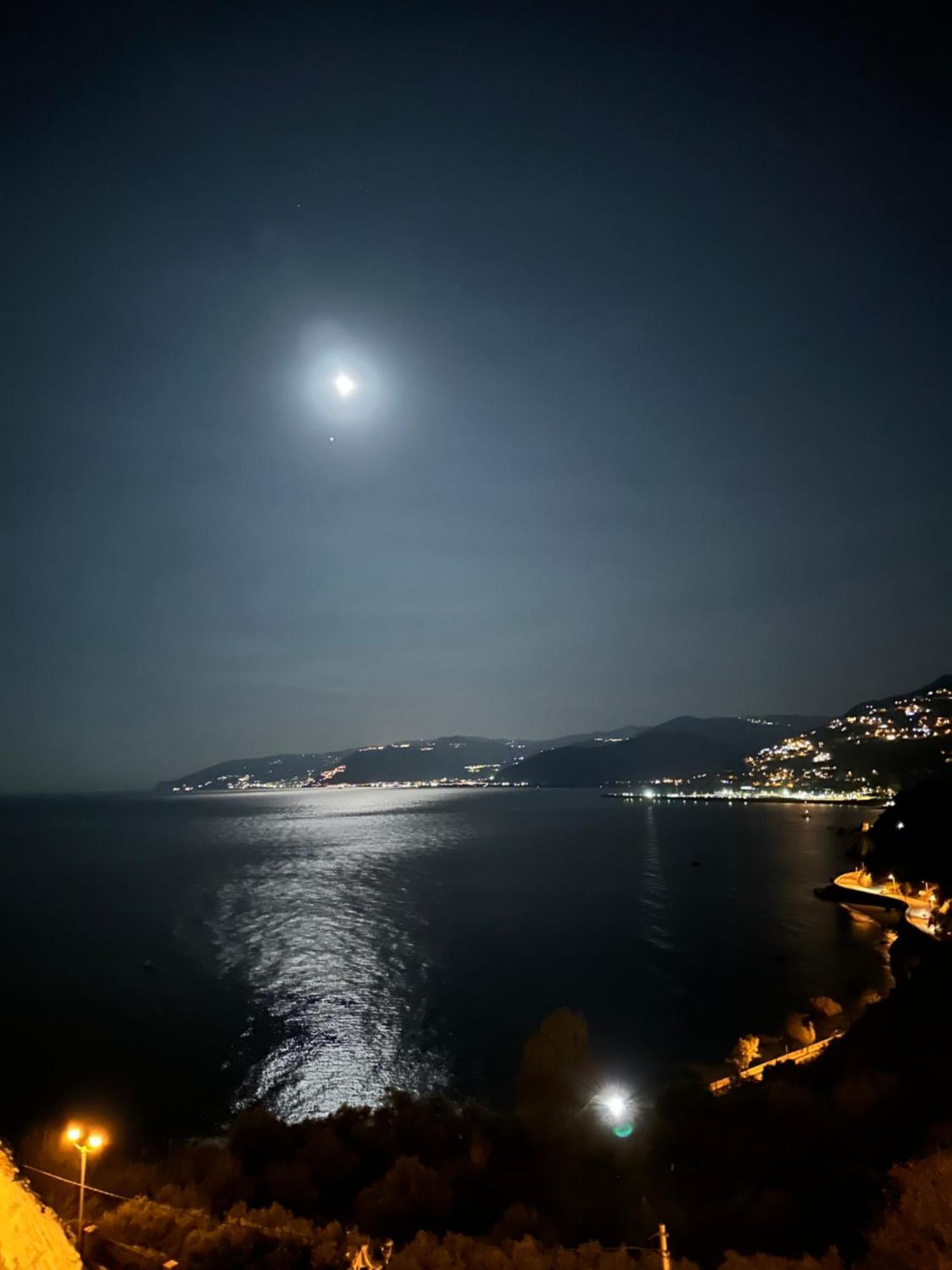 Ad Appartement Capo dʼOrlando Buitenkant foto